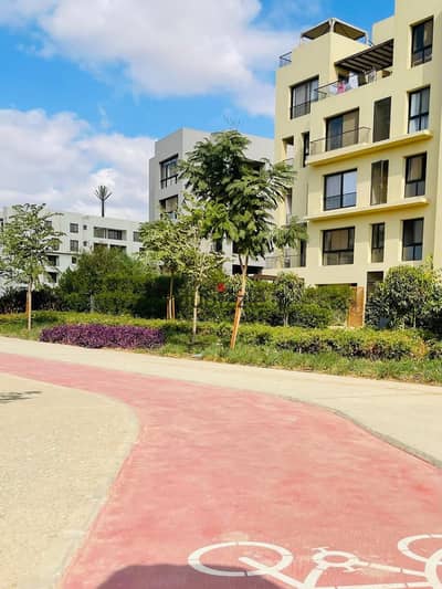 Apartment 150 sqm Resale with Immediate Delivery and Super Lux Finishing in a Prime Location Facing Mall of Egypt at O West.