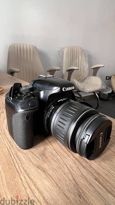 Canon EOS 800D