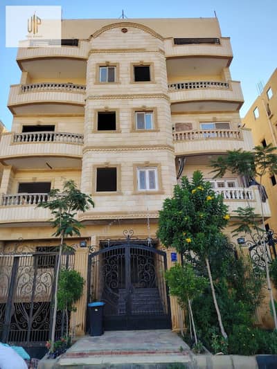 شقة للبيع في الأندلس بالقرب من محور محمد نجيب والهايد بارك و مفيدا و 90 الجنوبى