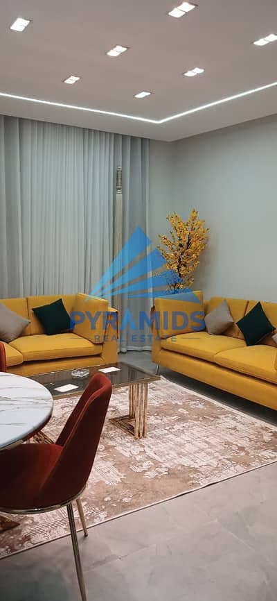 Hotel-Furnished Apartment for Rent in Privado – Madinaty  A premium first-occupancy apartment in Privado, Madinaty, featuring super-lux finishing