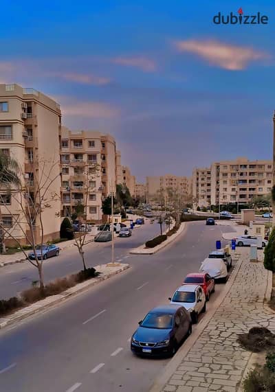 شقه للايجار في مدينتي 89م غرفتين نوم وحمامين ومطبخ مطلوب 14 الف معاينه متاحه