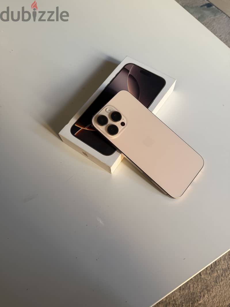 Apple - iPhone 16 Pro Max 4