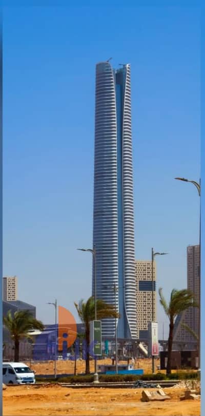 مكتب اداري مميز جدا للبيع في العاصمة الادارية لوكيشن مميز جدا جدا بالقرب من كل الخدمات و بالقرب من كل المحاور الرئيسية في العاصمة الادارية لوكيشن قوي