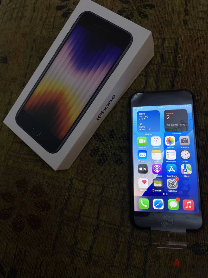 Apple - iPhone SE 2022 3rd Generation 2