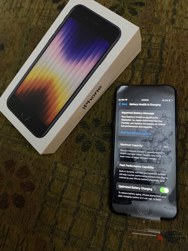 Apple - iPhone SE 2022 3rd Generation 3
