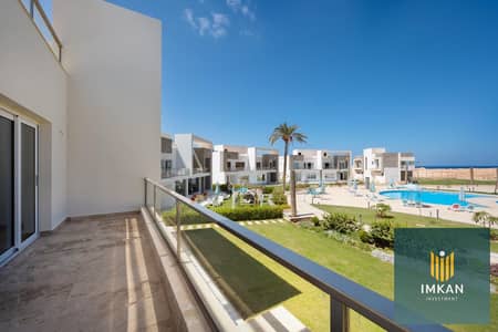 Immediate delivery: Townhouse for sale at Marseilia Beach 5, North Coast—directly on the sea. Features "Super Lux" finishing, with a 10-year installme