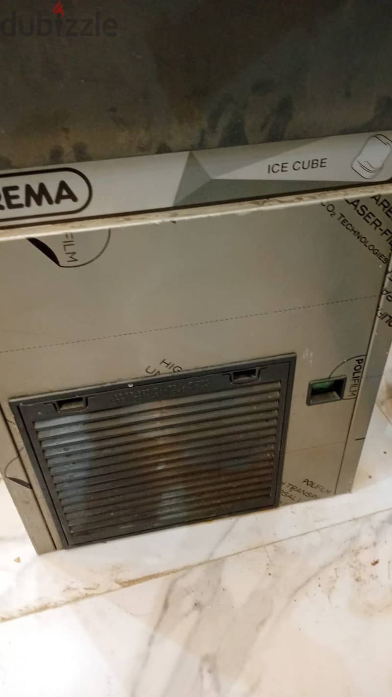 ice maker 1