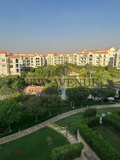 Lowest price for penthouse with prime location overlooking greenery and water features for sale in regents park