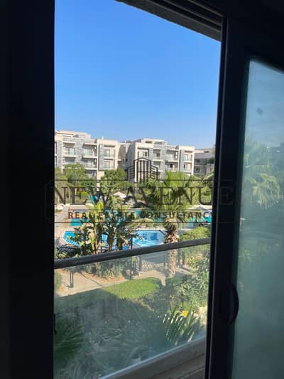 Apartment fully finished with kitchen and appliances overlooking pool and landscape for sale in Galleria moon valley