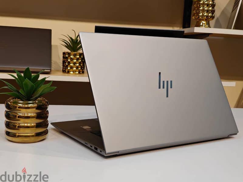 Hp zBook Studio 16 g10 2