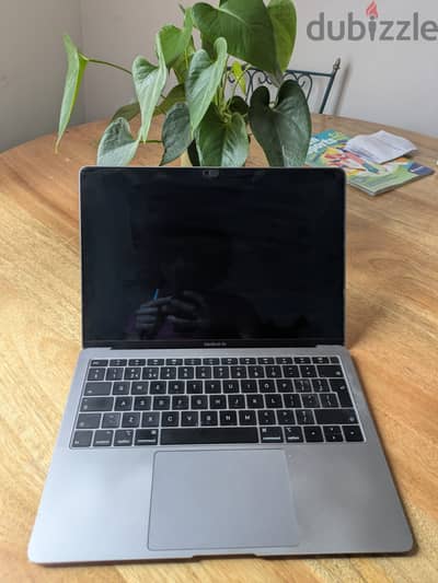 MacBook Air 2018 - 13.3" – 8GB RAM – 128GB SSD