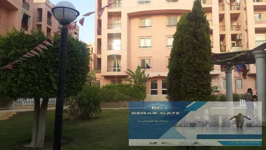 Furnished apartment for rent in Al Rehab City, located opposite Al Rehab Club. It has an area of ​​155 square meters and features three bedrooms (incl