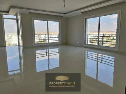 للبيع شقه متشطبه بالتكيفات بسعر لقطه بجوار مول العرب ايفر ويست - west Ever