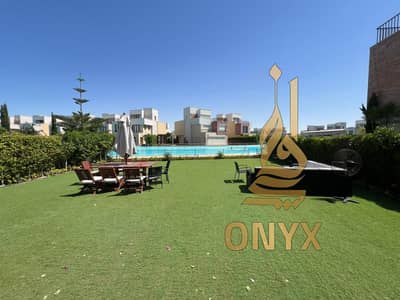 فيلا للإيجار 450م وجاردن خاصة كبيرة دايركت على اللاجون في مراسي بلانكا بالساحل الشمالي - Marassi Blanca in North Coast