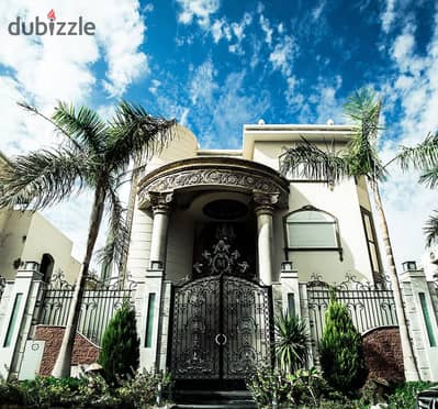 Luxury villa Ready to Move in Golden Heights New Cairo