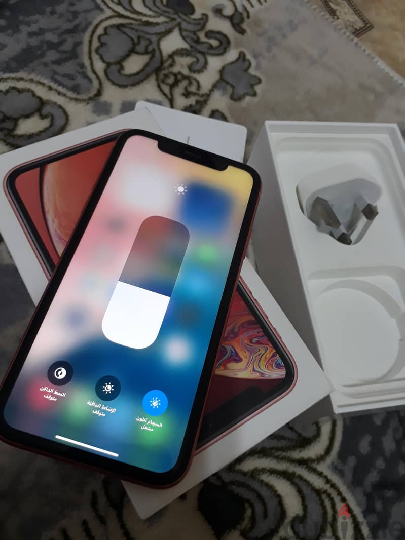 iPhone xr 4