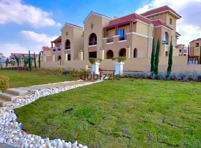 بنتهاوس vip للبيع جاهز علي السكن  بلوكيشن مميز في الشروق كمبوند المعادي فيو Maadi View