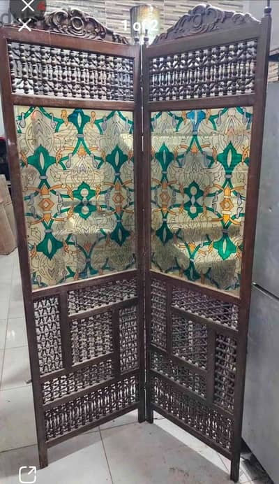للبيع بارافان خشب ارابيسك و زجاج معشق ٢ ضلفة للبيع بارافان خشب ارابيسك و زجاج معشق ٢ ضلفة