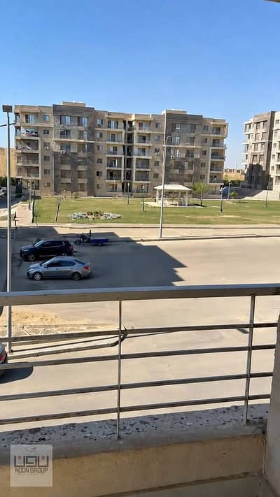 شقة 3 غرف دور ارضي لقطة استلام فوري بالقرب من الجامعة الامريكية بافضل سعر متر