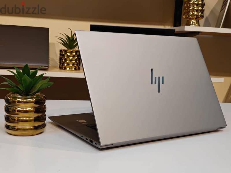 HP Zbook Studio 16 G10 Mobile Workstation 2