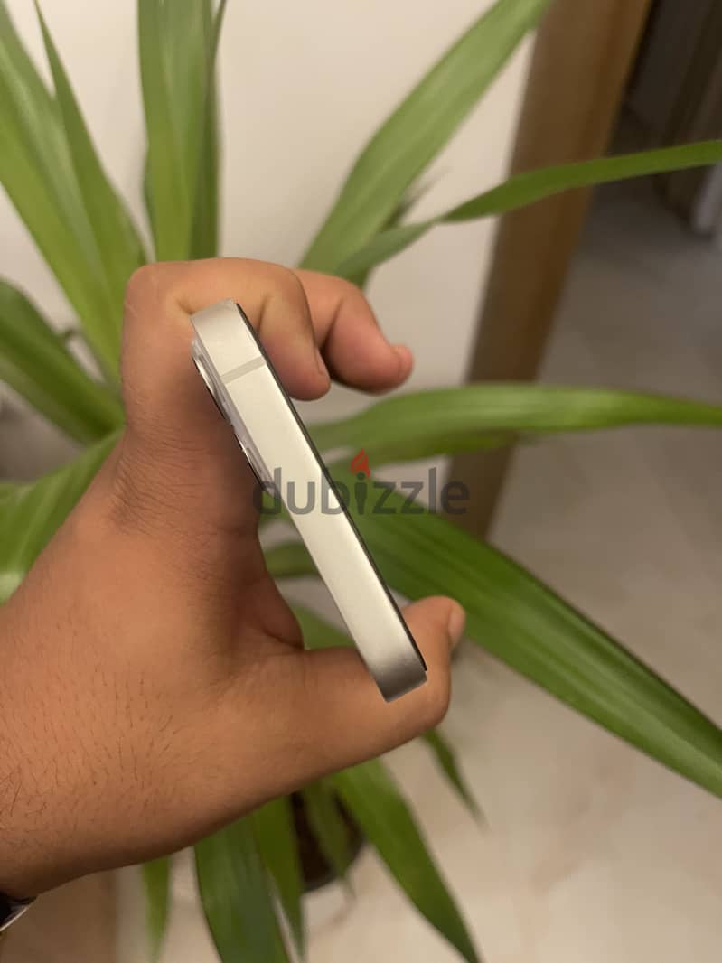 Apple - iPhone 13 5