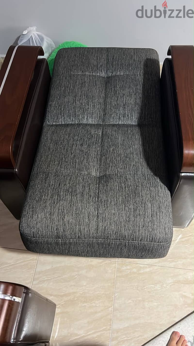 One person sofa 3