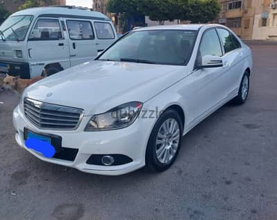 مرسيدس بنز سي 180 2013 بحالة ممتازة فى الاسكندرية