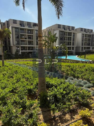 for a quick sale with the lowest price in the market, immediate resale apartment in Almarasem fifth square in the golden square