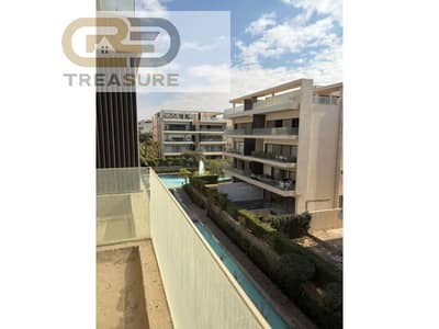 Penthouse with private pool for sale in Lake View Residence  - new cairo