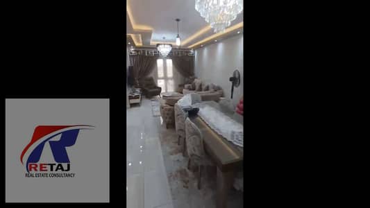شقة 185م جاهزة للسكن بتشطيب حديث مباني 2008/2010 للبيع بشارع احمد الزمر