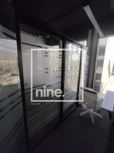 Office for rent in a prime location at EDNC, overlooking South 90th Street – Best market price – 156 sqm – Fifth Settlement – ​​New Cairo.