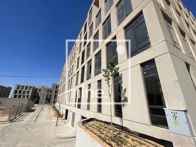 Entire administrative floor for rent at the best price in District 5, New Cairo—prime Fifth Settlement location—810 sqm.
