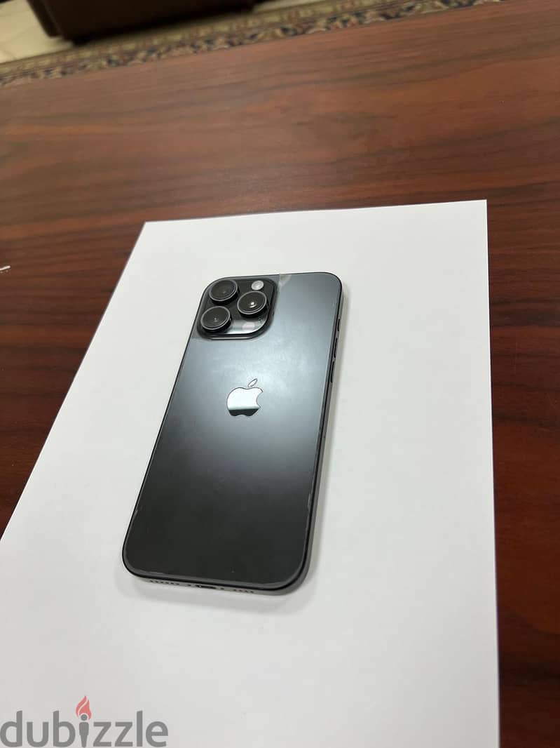 Apple - iPhone 16 Pro Max 1