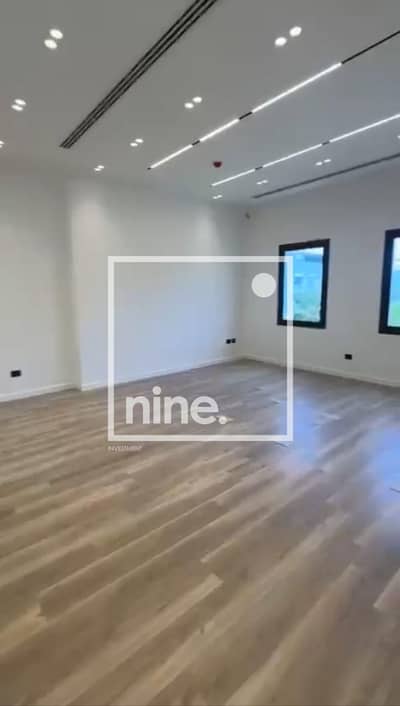 مكتب اداري متشطب  للايجار في Lake View  بمساحة  332 متر بافضل سعر في الماركت - التجمع الخامس 5th settlement القاهرة الخامس New Cairo