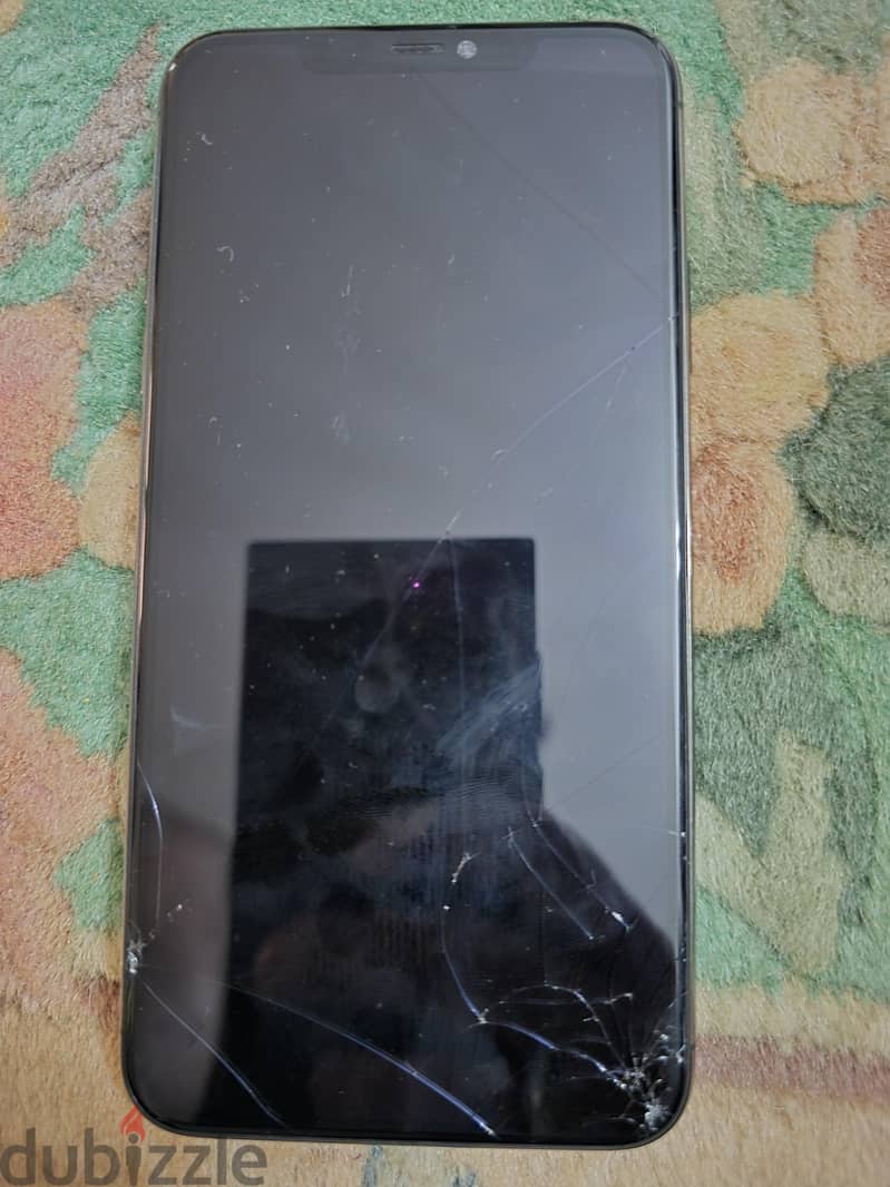 Apple - iPhone 11 Pro Max 1