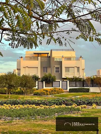 Alwan Stadium Modern Villa (Resale) fully furnished with private pool, sauna and jacuzzi in Hyde Park, Fifth Settlement - Immediate delivery