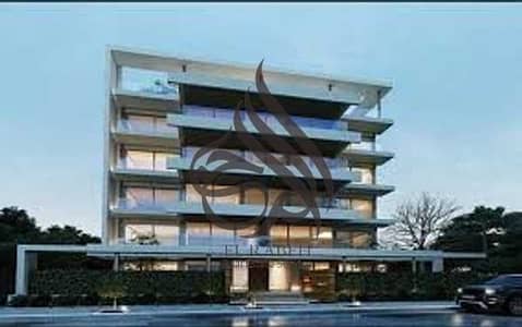 apartment for sale in Lake view Residence new cairo prime location under market price with down payment and installment