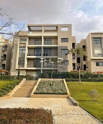 Resale apartment for sale ready for immediate delivery and viewing in Fifth Square Compound New Cairo directly on North 90 Street