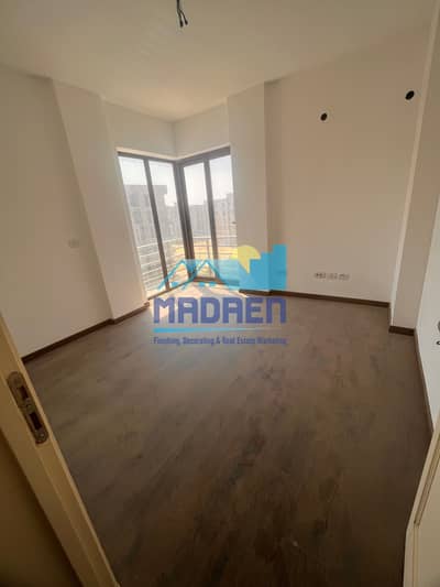 84 square meter apartment for sale in Madinaty at B8, the most upscale phase in Madinaty, ready for occupancy at an excellent price