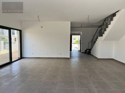 Twinhouse for sale in Al Burouj City Fully finished Ready to move with open view on landscape 4br 372m