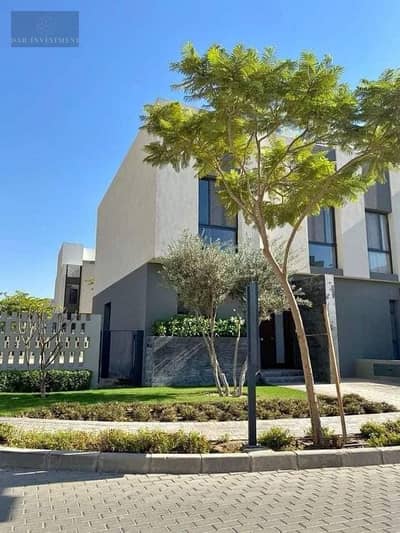 Twinhouse for sale in Al Burouj City Fully finished Ready to move with open view on landscape 4br 372m