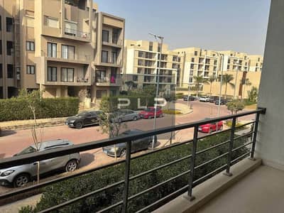 بنتهاوس ريسيل برووف للبيع بأقل سعر متشطب بالفرش واستلام فوري في كمبوند فيفث سكوير بمرحلة مون ريزيدنس التجمع الخامس علي شارع التسعين الشمالي مباشرة
