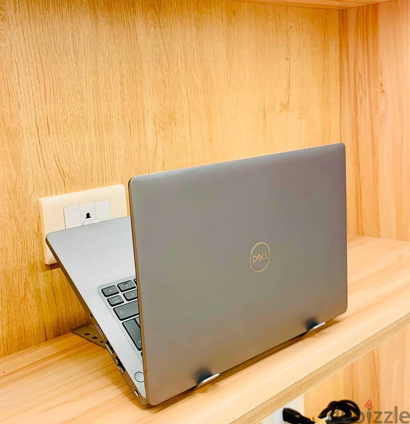 Dell Latitude 5310 1
