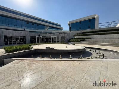 مكتب استلام فوري  في Centrada Hub سينترادا هب علي وصلة دهشور مباشرة