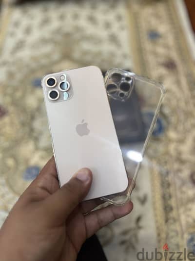 آبل - آيفون 12 برو
