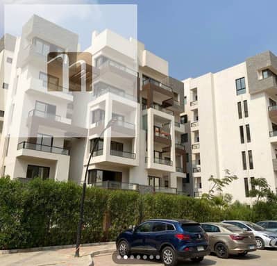 A distinctive apartment for sale in Astoria Park Compound, October Gardens, located next to the Police Club, the Fairmont Hotel, and the Zamalek Club.