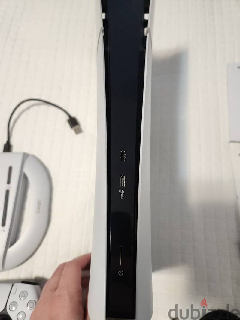 PlayStation 5 slim 3