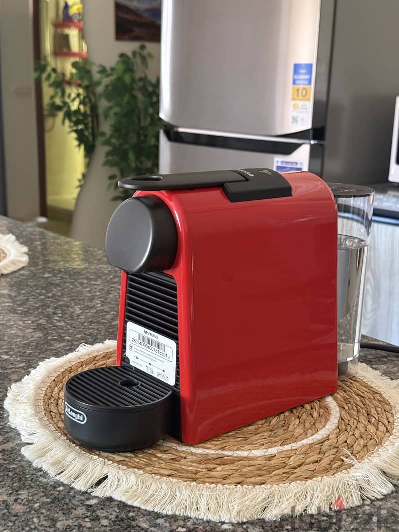 Nespresso Essenza Mini D30 – Ruby Red  1