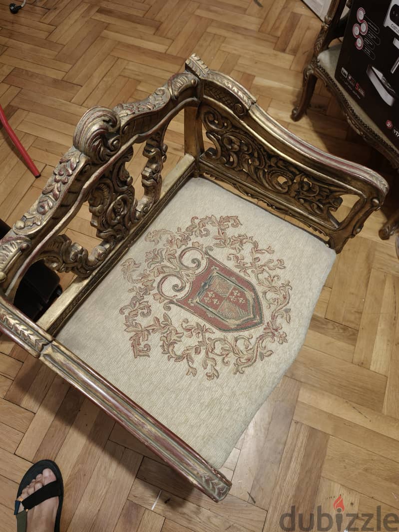 Twin Chairs 4