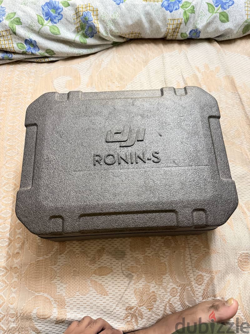 Ronin s 1